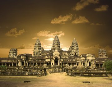 Tour khám phá Angkor huyền bí